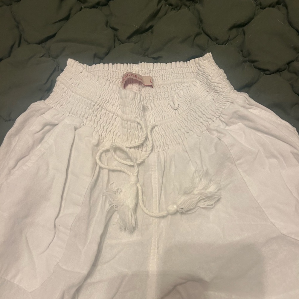 Elegant White Wide Leg Pants for Women. Never Used - Picture 4 of 6
